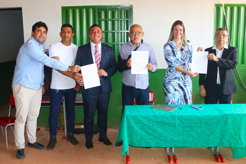 Presidente Duka Guimarães participa da inauguração da sala da justiça no Povoado Morrinhos